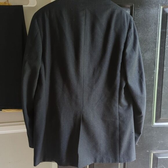 Vintage Hects Cricketeer Two Button Dark Gray Wool Pinstripe 2-Piece Suit 42 - Picture 7 of 9